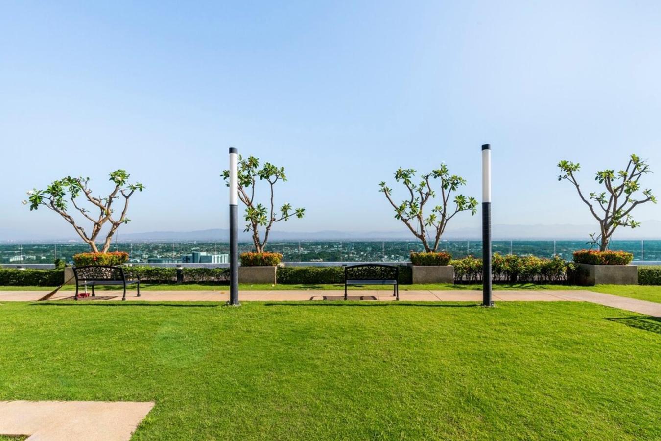 Apartment Luxury 31st Floor With Swimming Pool Chiang Mai